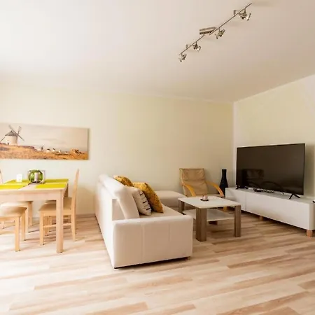 Malinowy-osiedle Malinowa 68, Zieleniewo Apartment