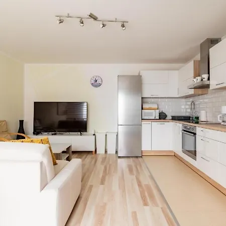 Apartment Malinowy-osiedle Malinowa 68, Zieleniewo *
